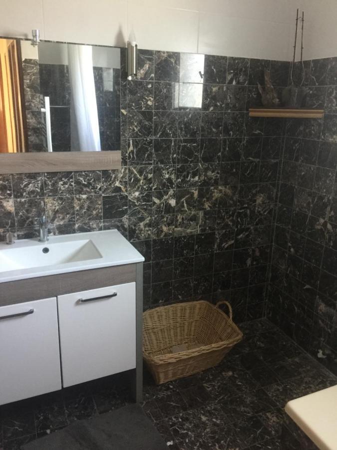 مونتانياك Spacieuse Chambre Du Rucher Naturaile المظهر الخارجي الصورة